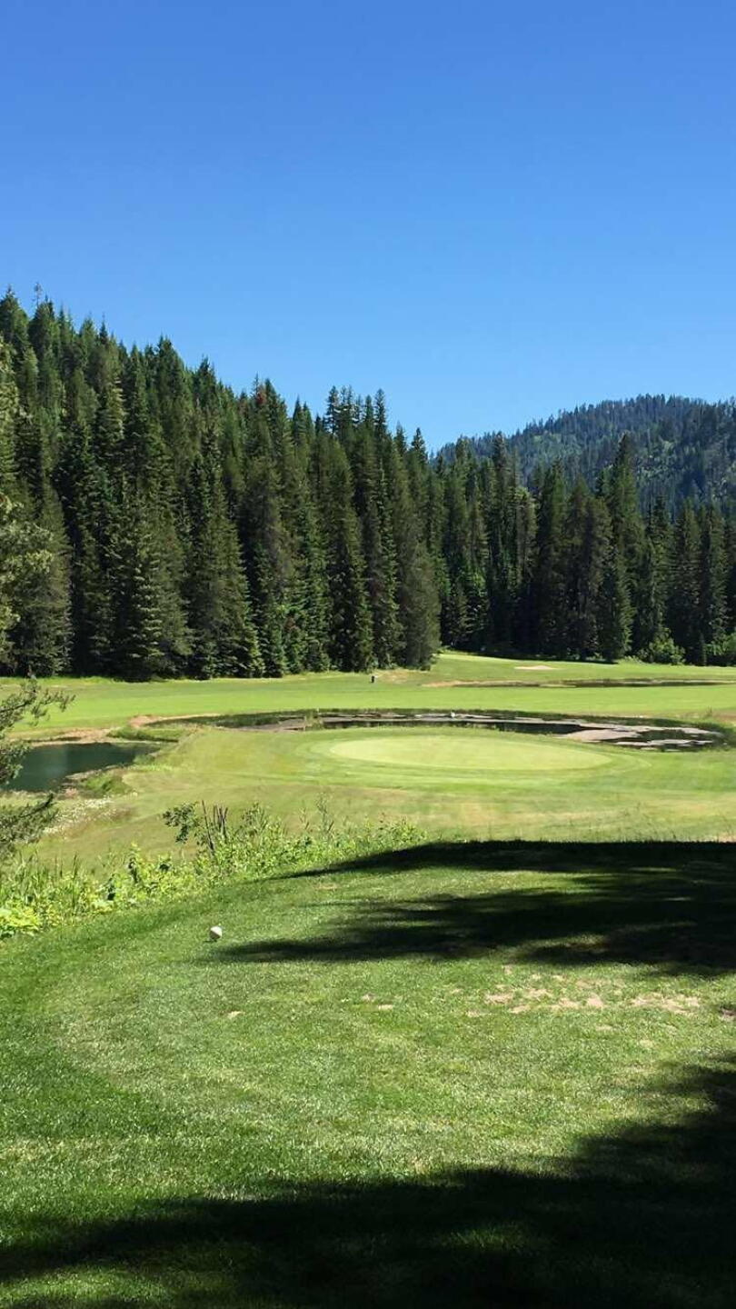 #5 Downhill Par 3 (Photo submitted by gsbarry on 06/30/2017)