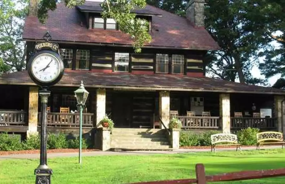 Foxburg CC: Clubhouse