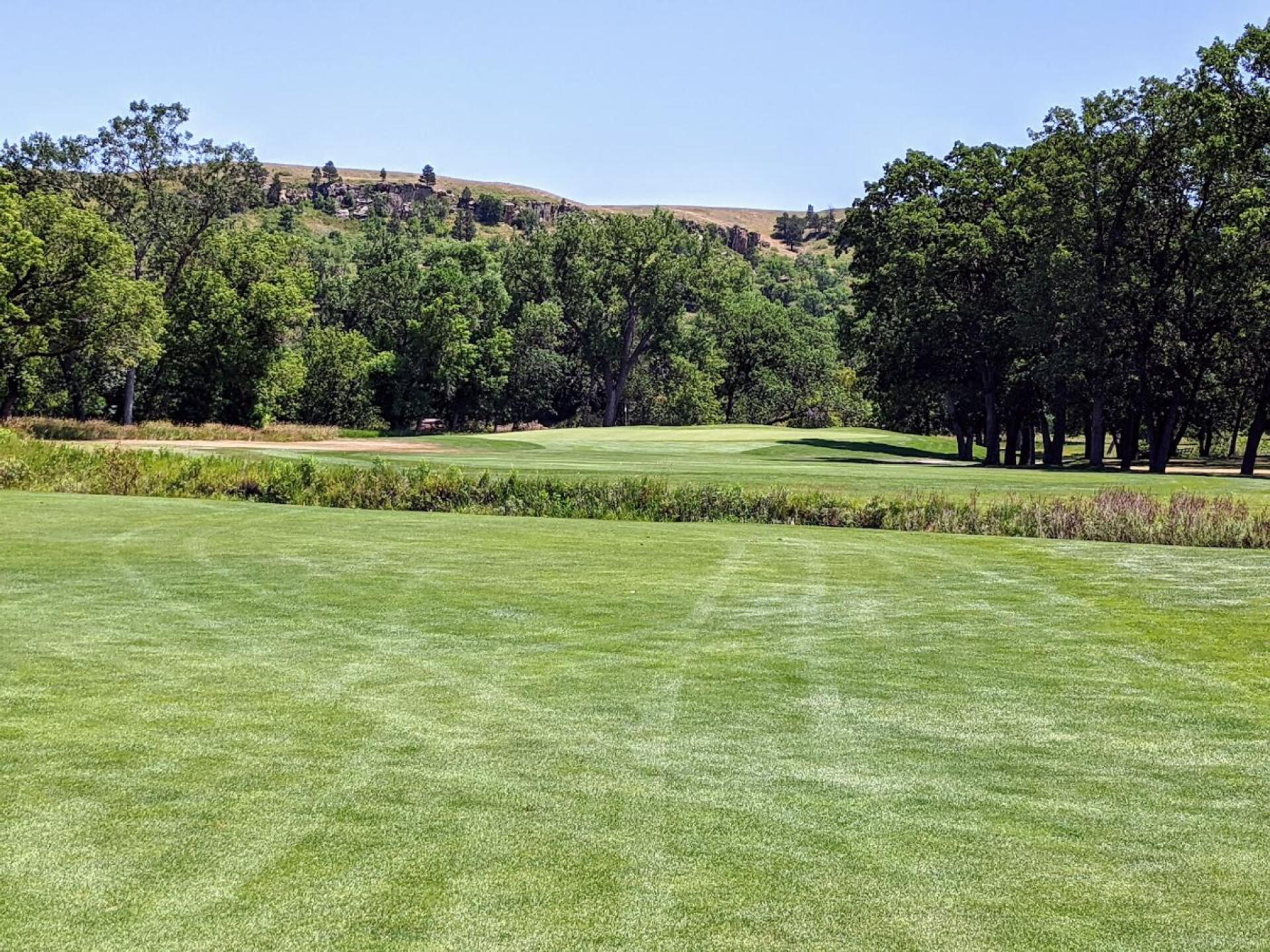 The approach to 10, after a good layup. (Photo submitted by GolferJake78 on 07/21/2022)