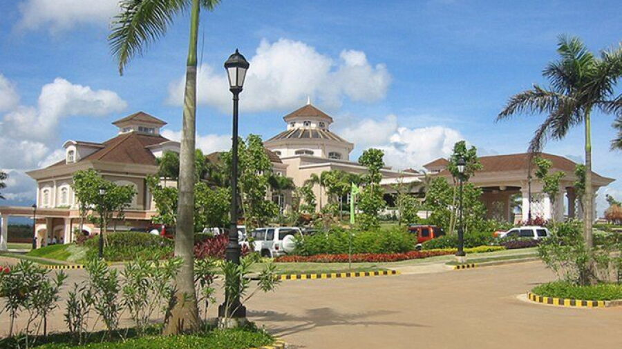Caliraya Springs GCC: Clubhouse