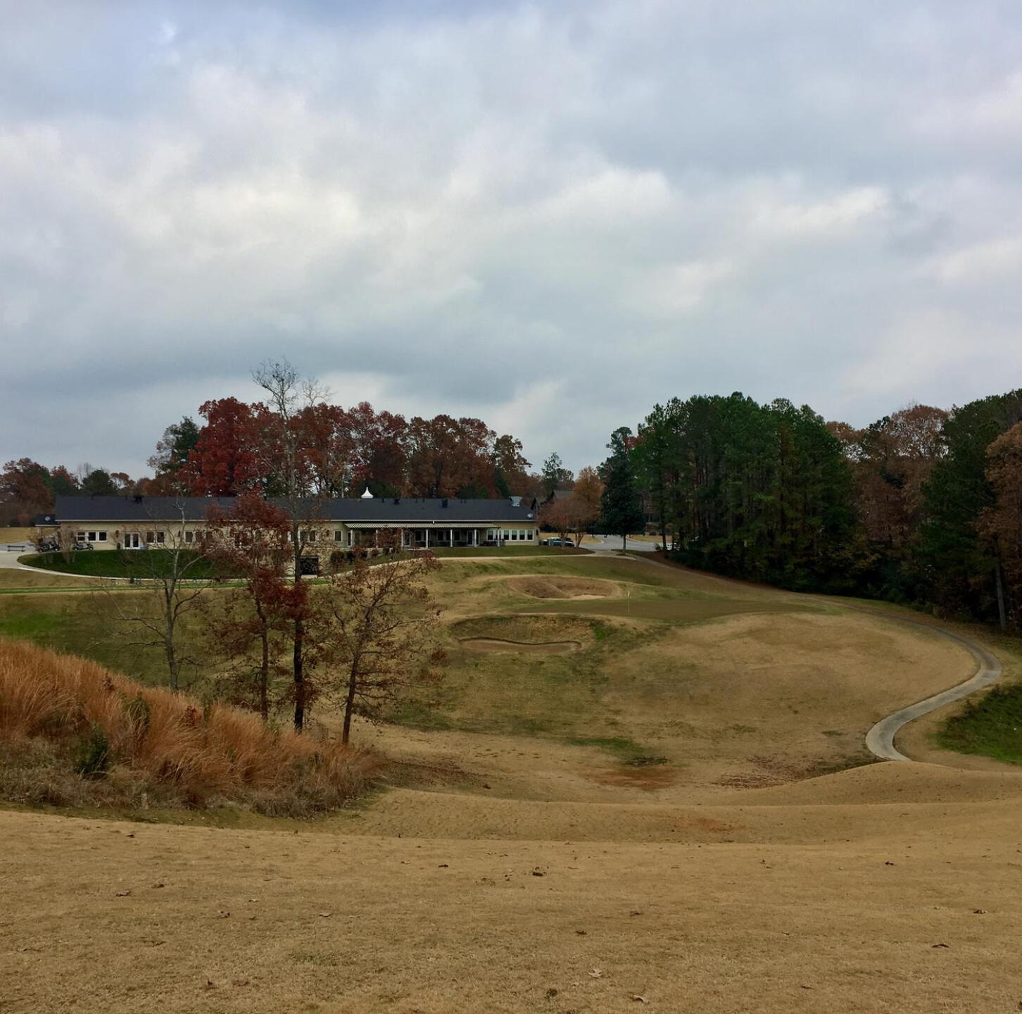 Approach view of 18th hole. (Photo submitted by BrandonWebb on 12/01/2017)
