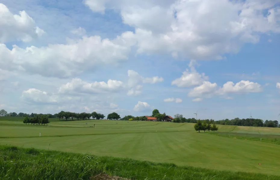 Alte Farm GC & Driving Range