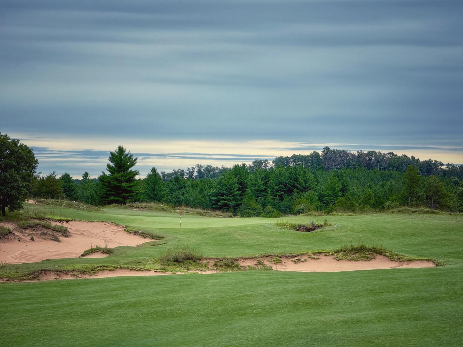 Mammoth Dunes, hole 7 (Photo submitted by TimGavrichGP on 11/29/2025)
