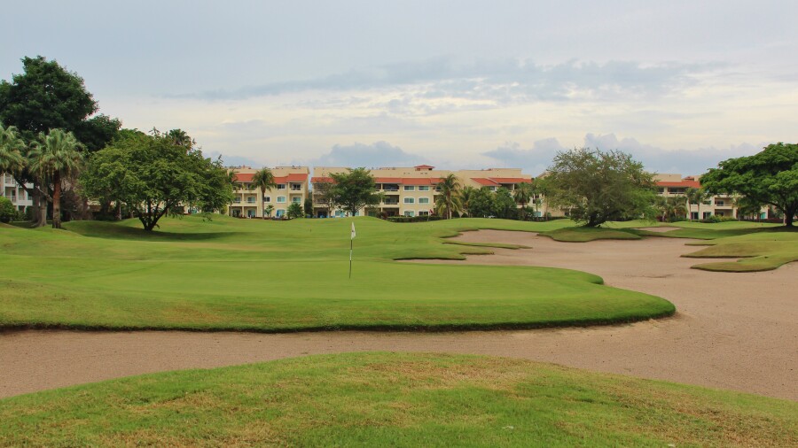 El Tigre Golf Club at Paradise Village Resort - 8th
