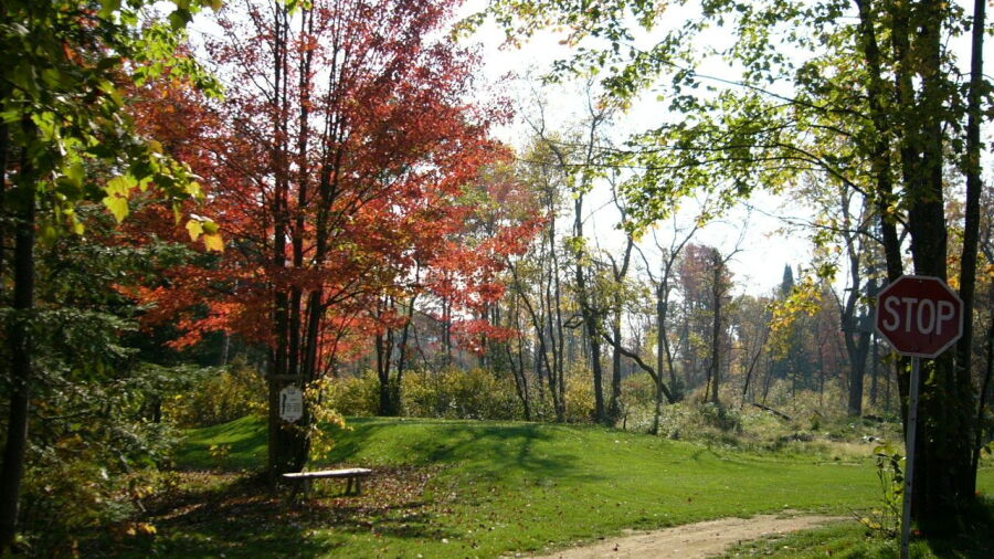 River's Edge GC: Autumn colors