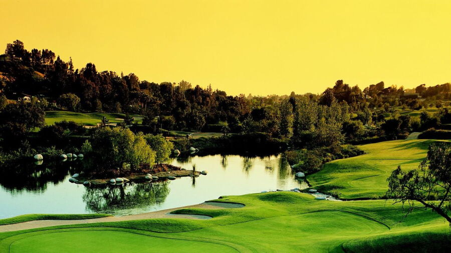 Coyote Hills GC