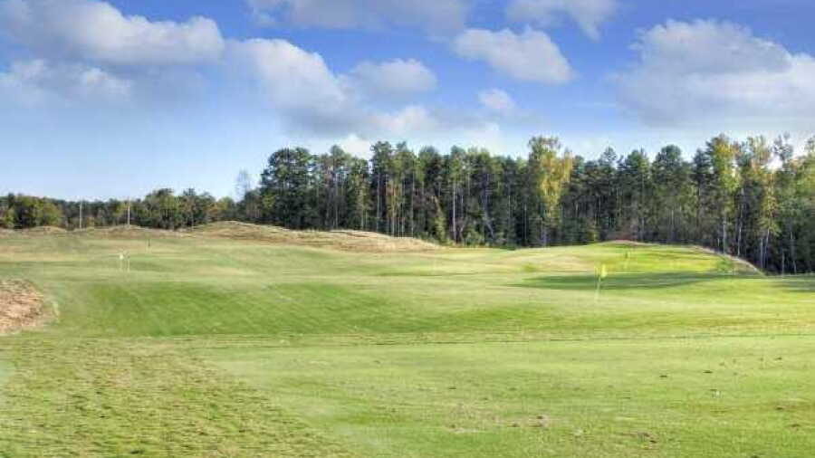 Red Bridge G & CC: driving range