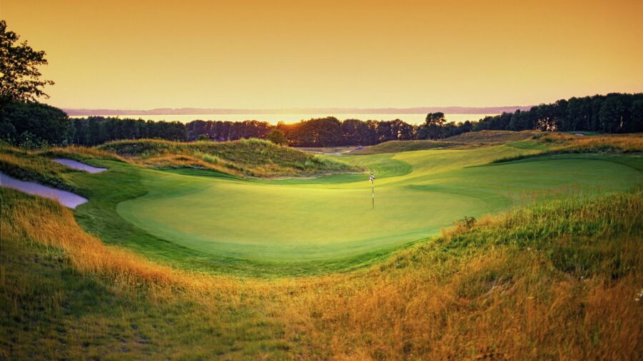 The Club at LochenHeath