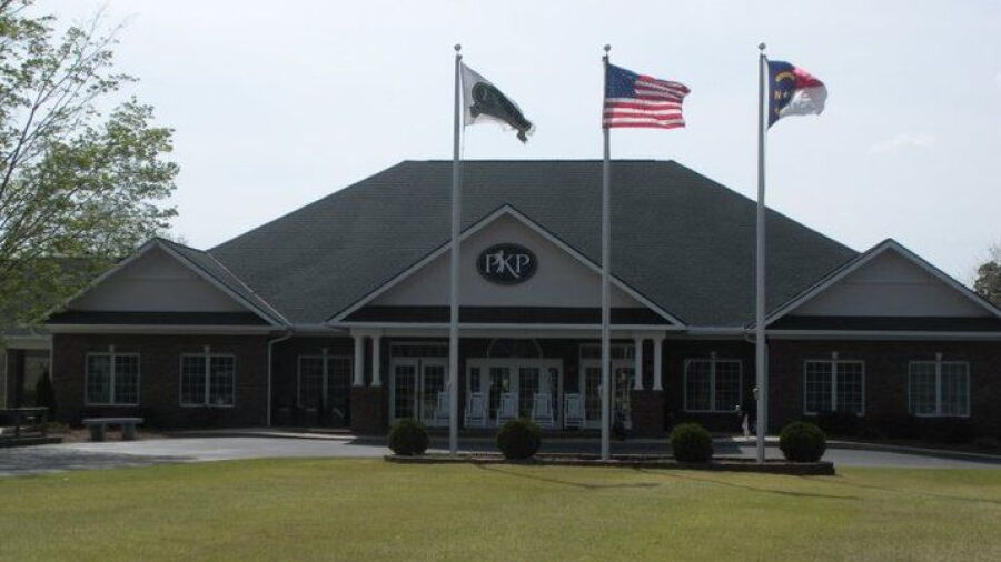 Pilot Knob Park GC: clubhouse