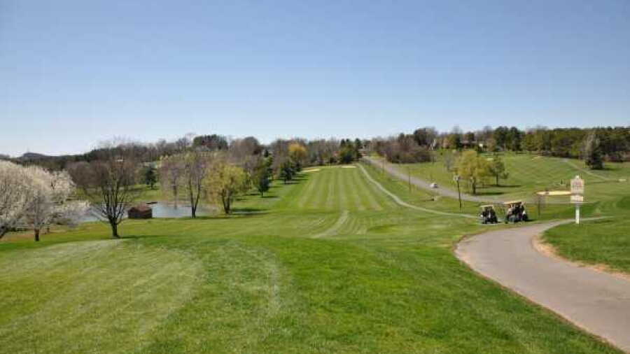 Lakeview GC - Lake: #1
