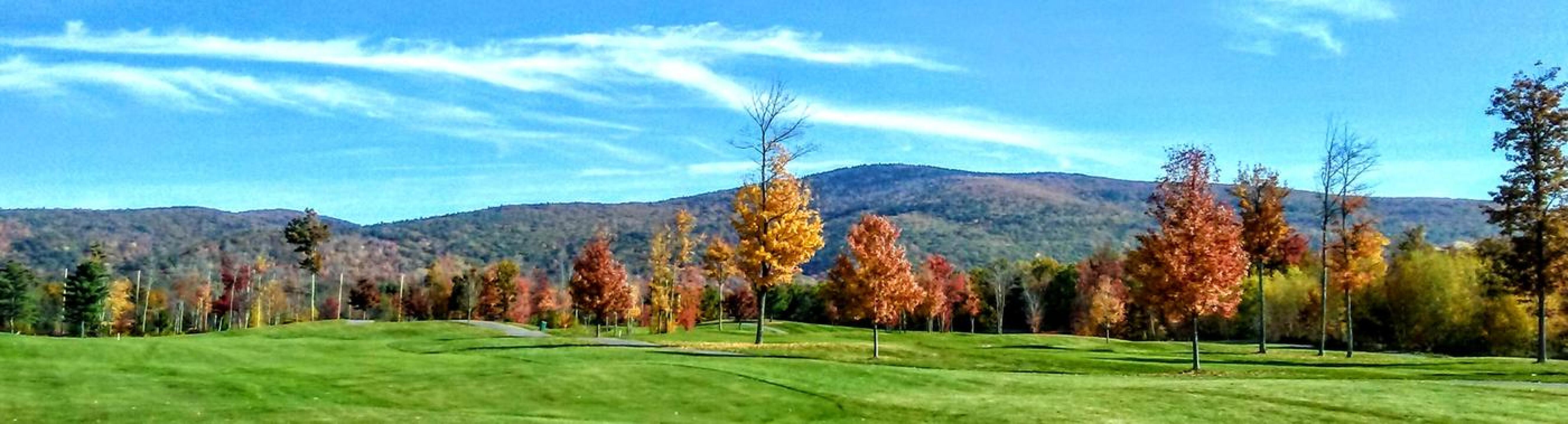 another wonderful autumn in NH at the Ridgewood. (Photo submitted by sttcapt on 01/13/2018)