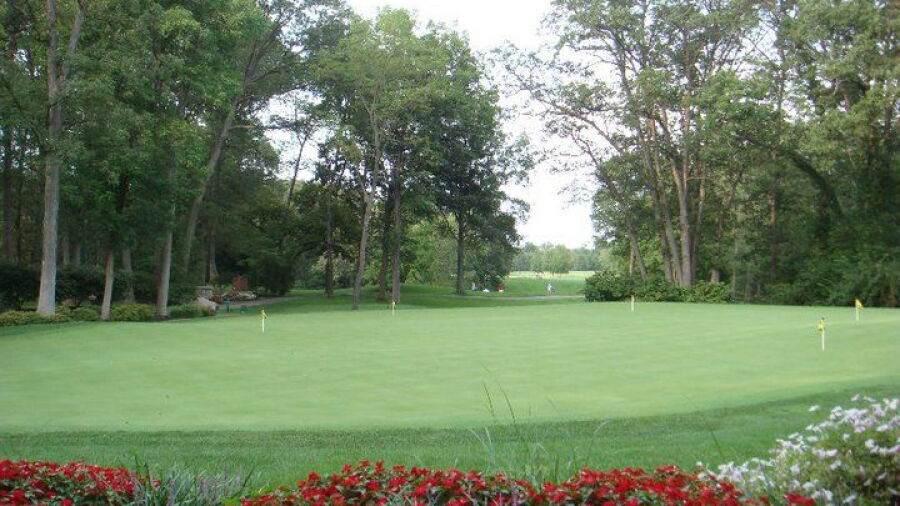 Hickory Hills GC: putting green