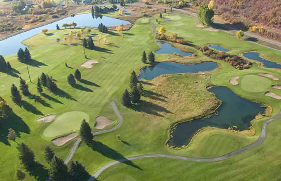 Lake at Wasatch Mountain State Park: Aerial view