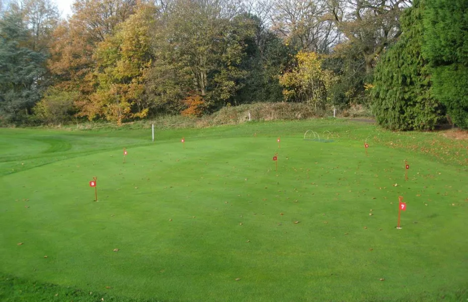 Chorlton-cum-Hardy GC: Puttin Green