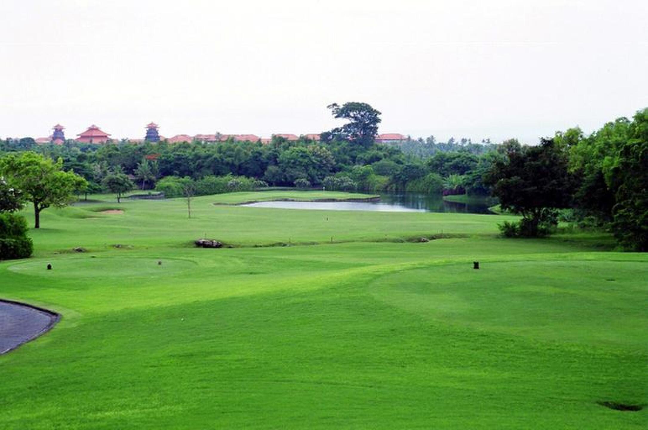 Bali National Golf Club, Hole 9, Par 3, 150 yds (Photo submitted by DYakimec on 11/11/2018)