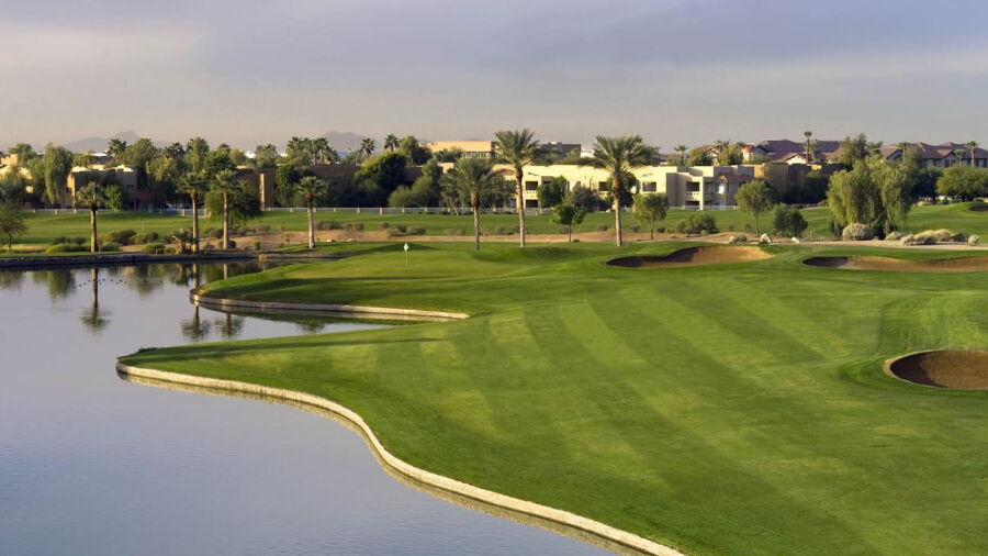 Palm Valley Golf Club - Palms: #18