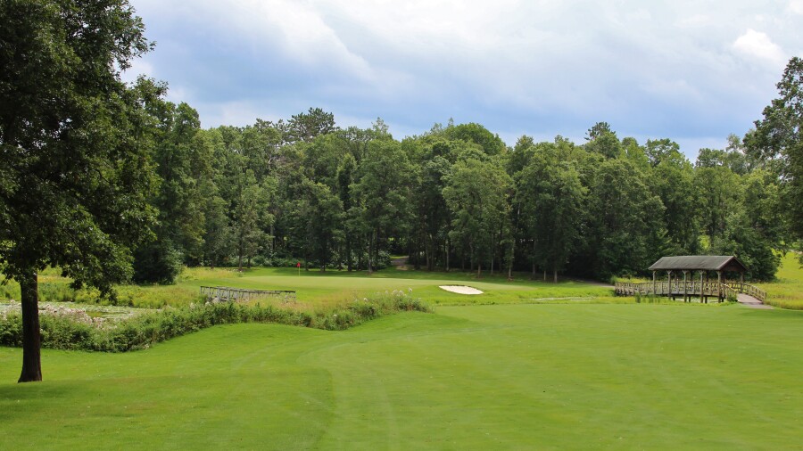 The Classic at Madden's - hole 16