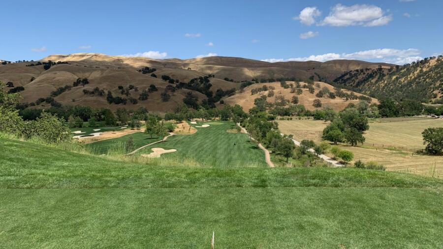 Yocha Dehe - hole 1 views 