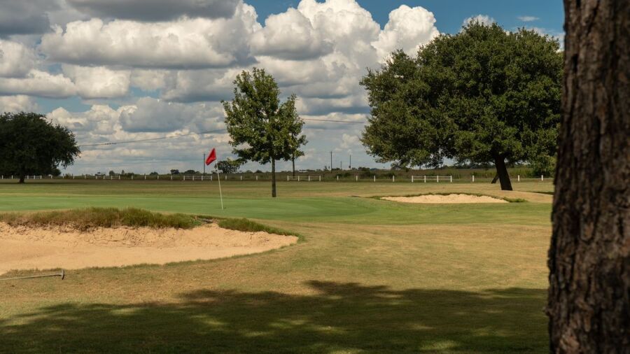 Legendary Oaks GC