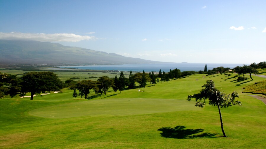 King Kamehameha Golf Club on Maui - West Maui mountains