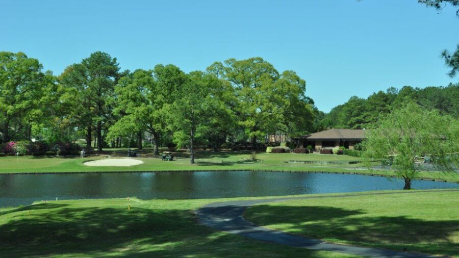 Three Eagles GC