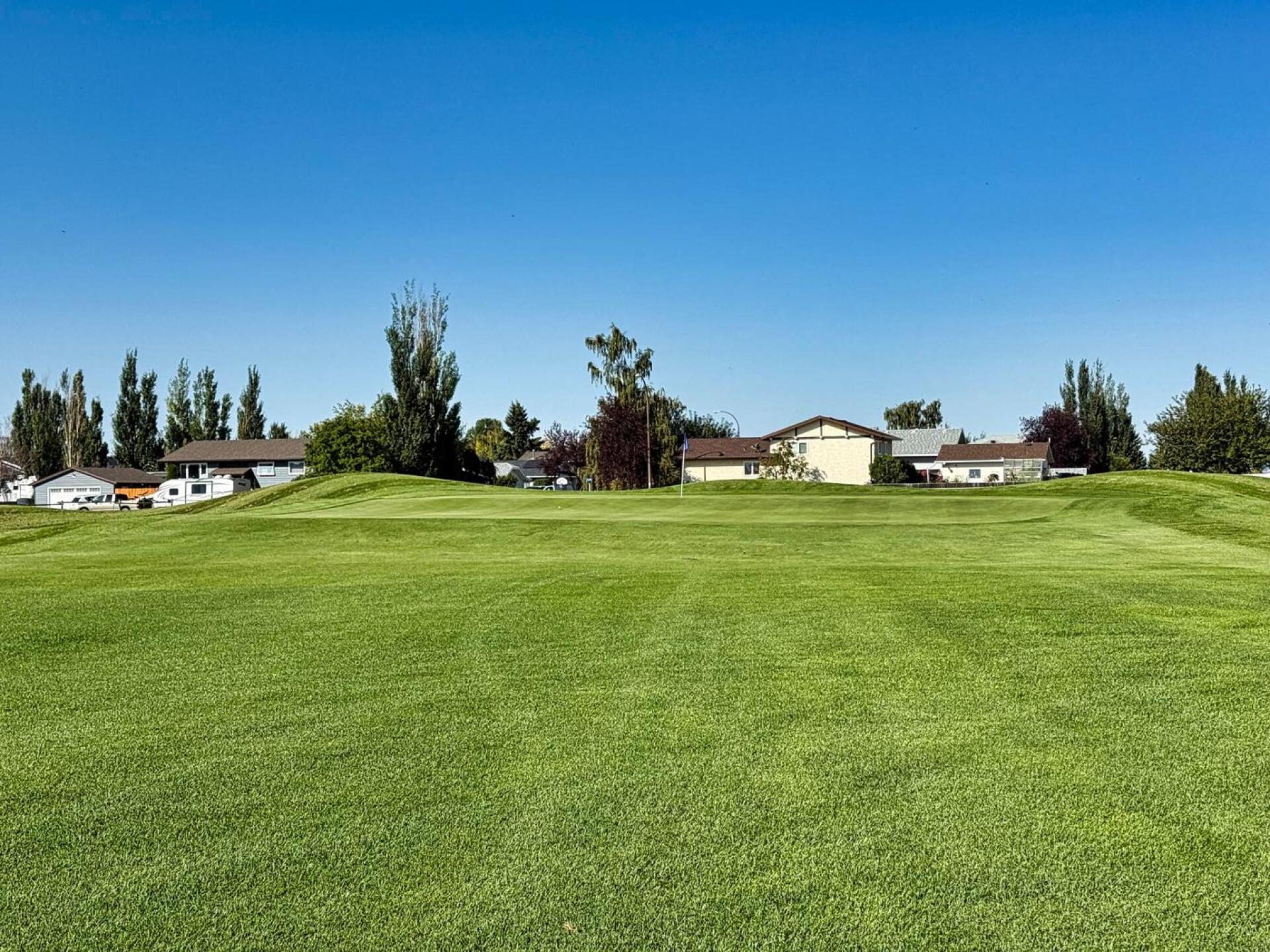 Hanna G&CC, Hole 11, Par 4, 380 yds, 75 yds out (Photo submitted by DYakimec on 09/07/2025)