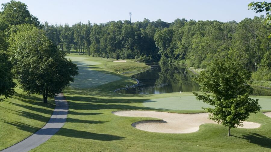 Golden Oaks GC: #18