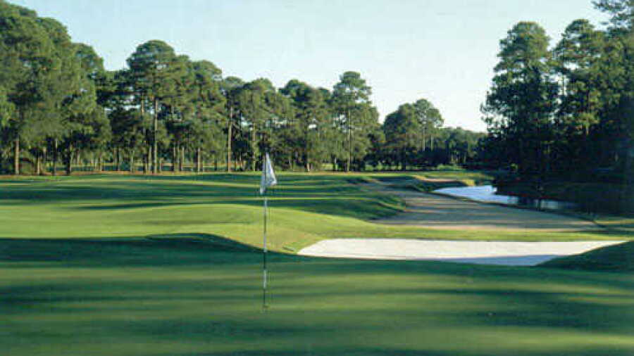 Long Cove Club