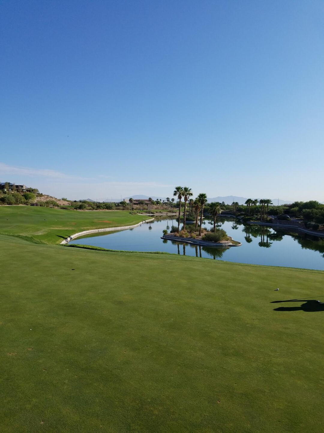 1st hole green looking back to club house (Photo submitted by u000007370333 on 07/24/2017)