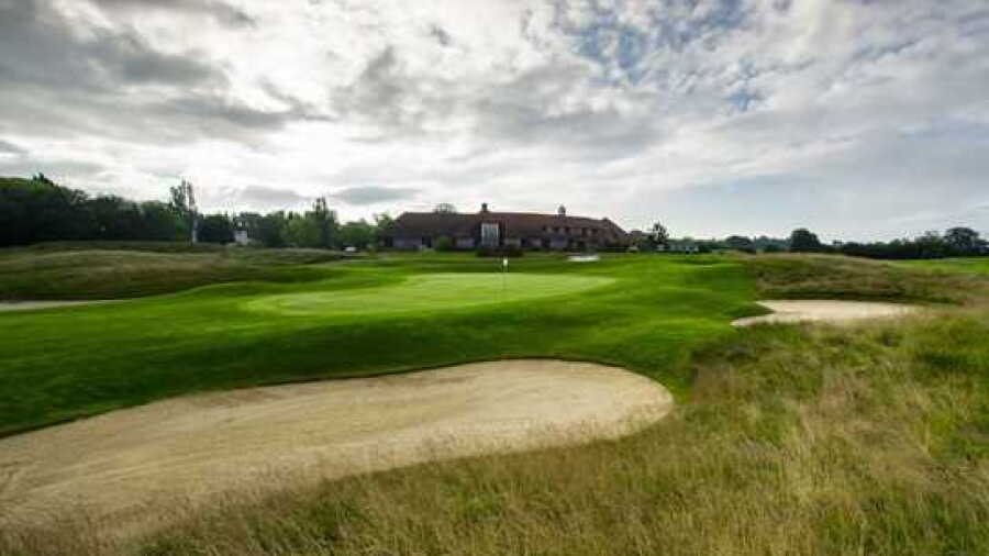 Batchworth Park GC: Clubhouse