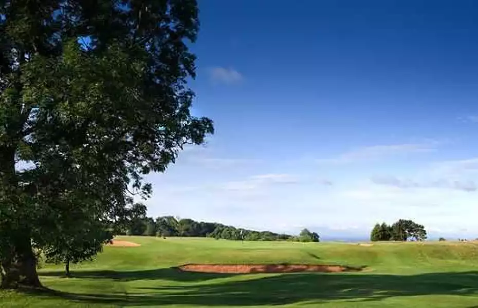 17th at Stinchcombe Hill 