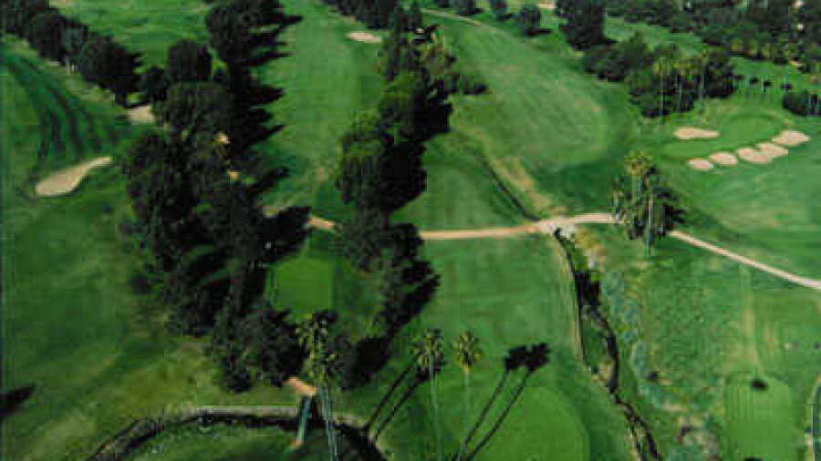 Wilshire CC: Aerial view