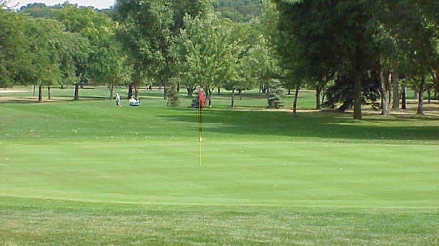 Western Greens CC