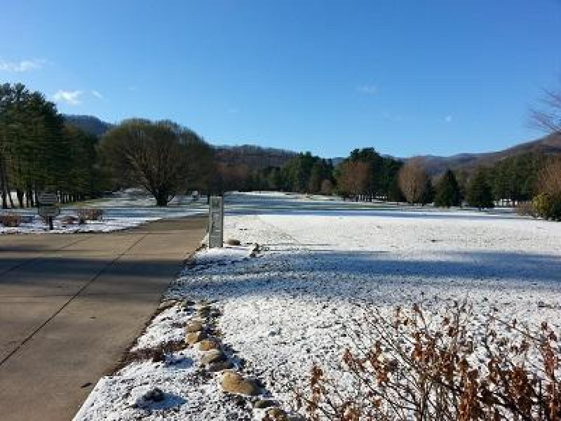 Looking from first hole on Carolina course (Photo submitted by alwznewfs on 03/13/2014)