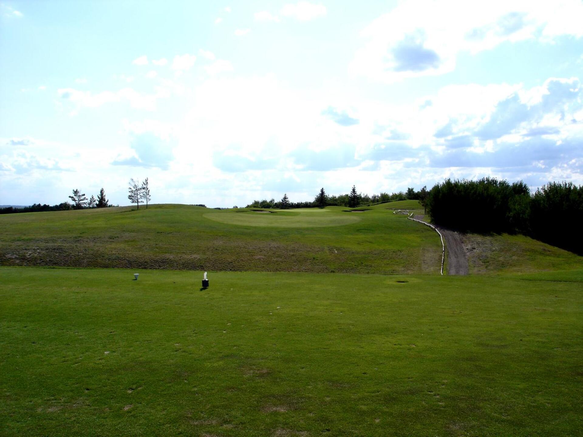 Two Hills Lions G&CC, Hole 7, Par 3, 197 yds (Photo submitted by DYakimec on 03/17/2016)