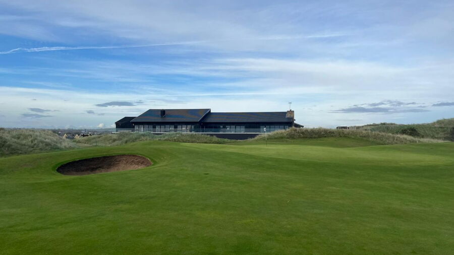 Seapoint Golf Links: Clubhouse