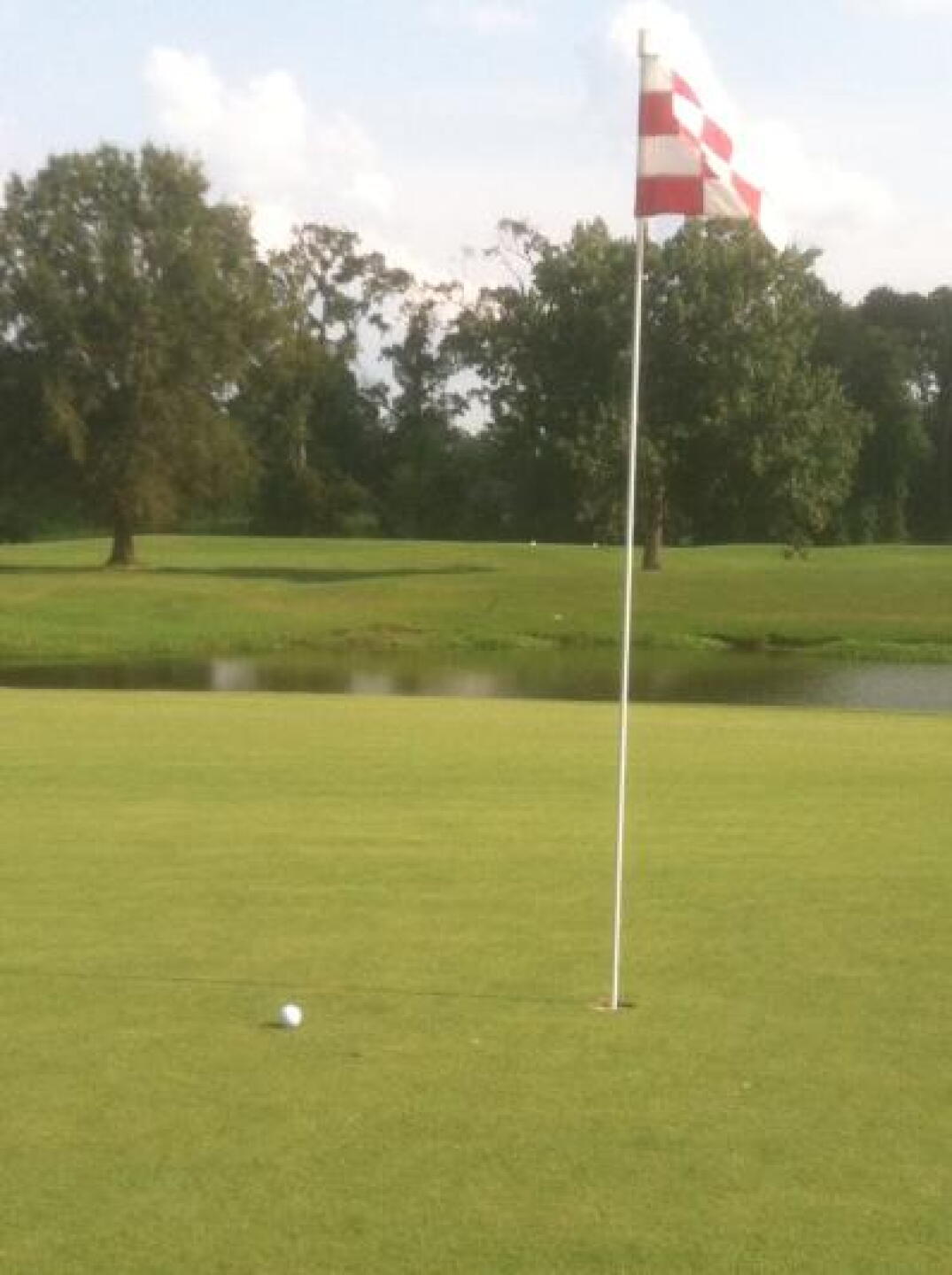 16 hole par 4 (Photo submitted by u000004330146 on 10/18/2012)