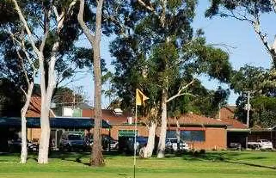 Callala RSL CC: Pro shop