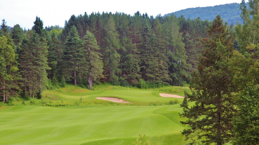 Le Maitre golf course - hole 10