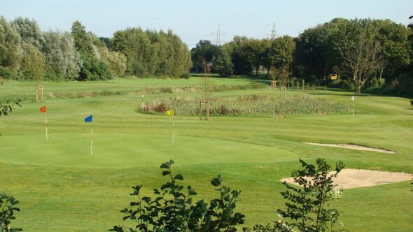 Gut Haseldorf GC: Practice area