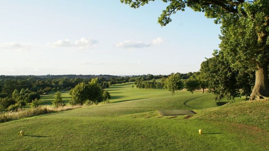 17th hole at Manor GC