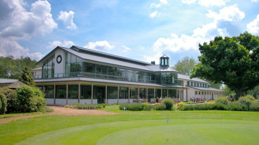Royal Mid-Surrey GC: Clubhouse