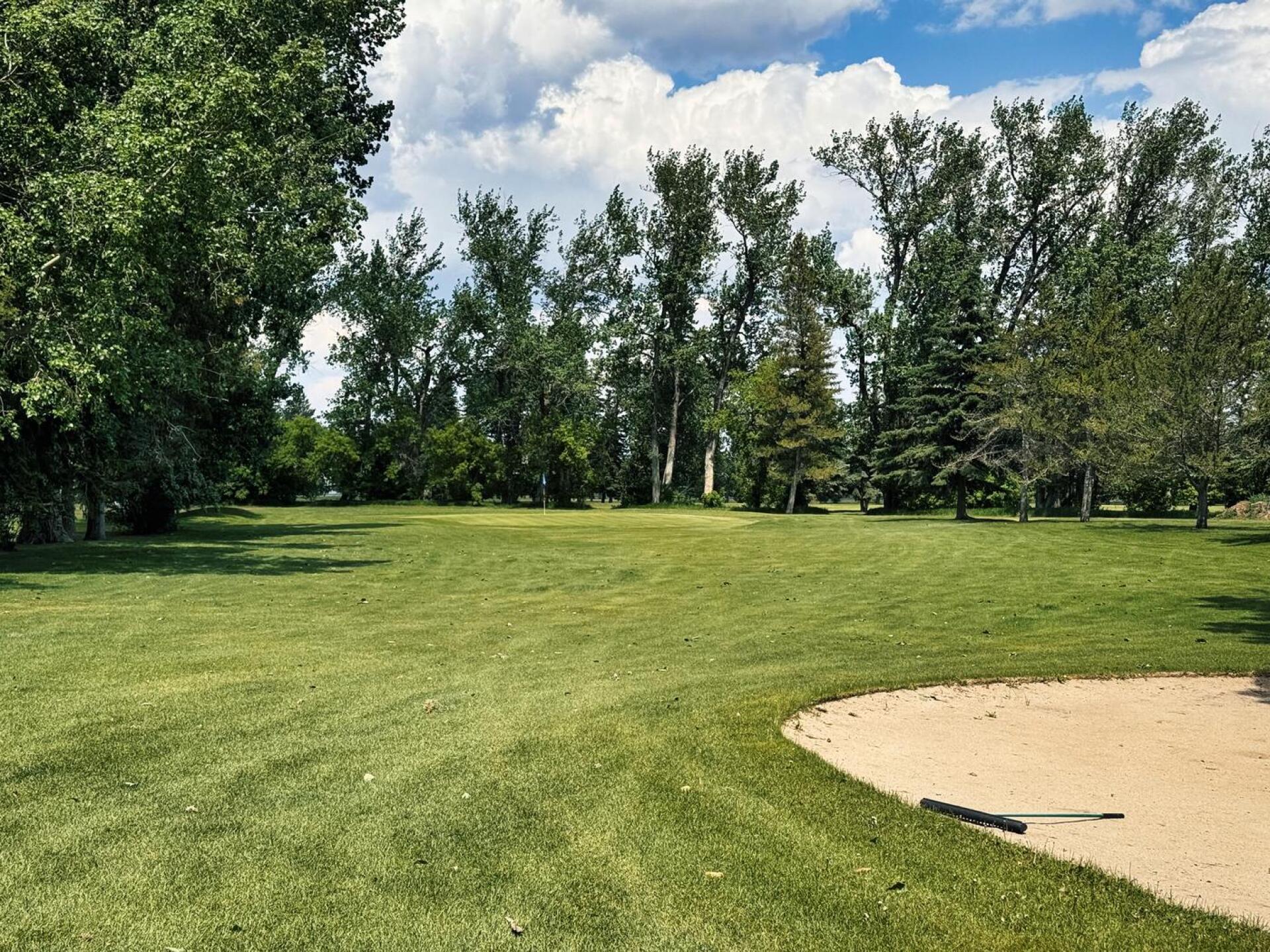 Sedgewick GC, Hole 5, Par 4, 395 yds (Photo submitted by DYakimec on 06/14/2025)