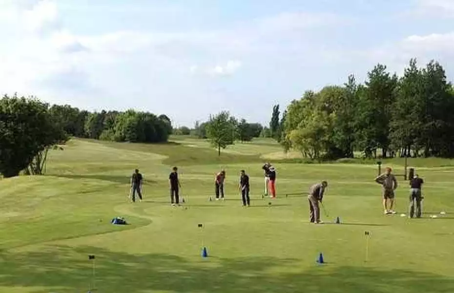 Gonesse GC: Practice area