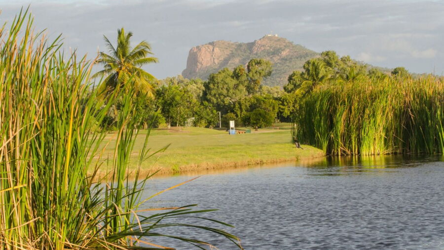 Rowes Bay Country GC