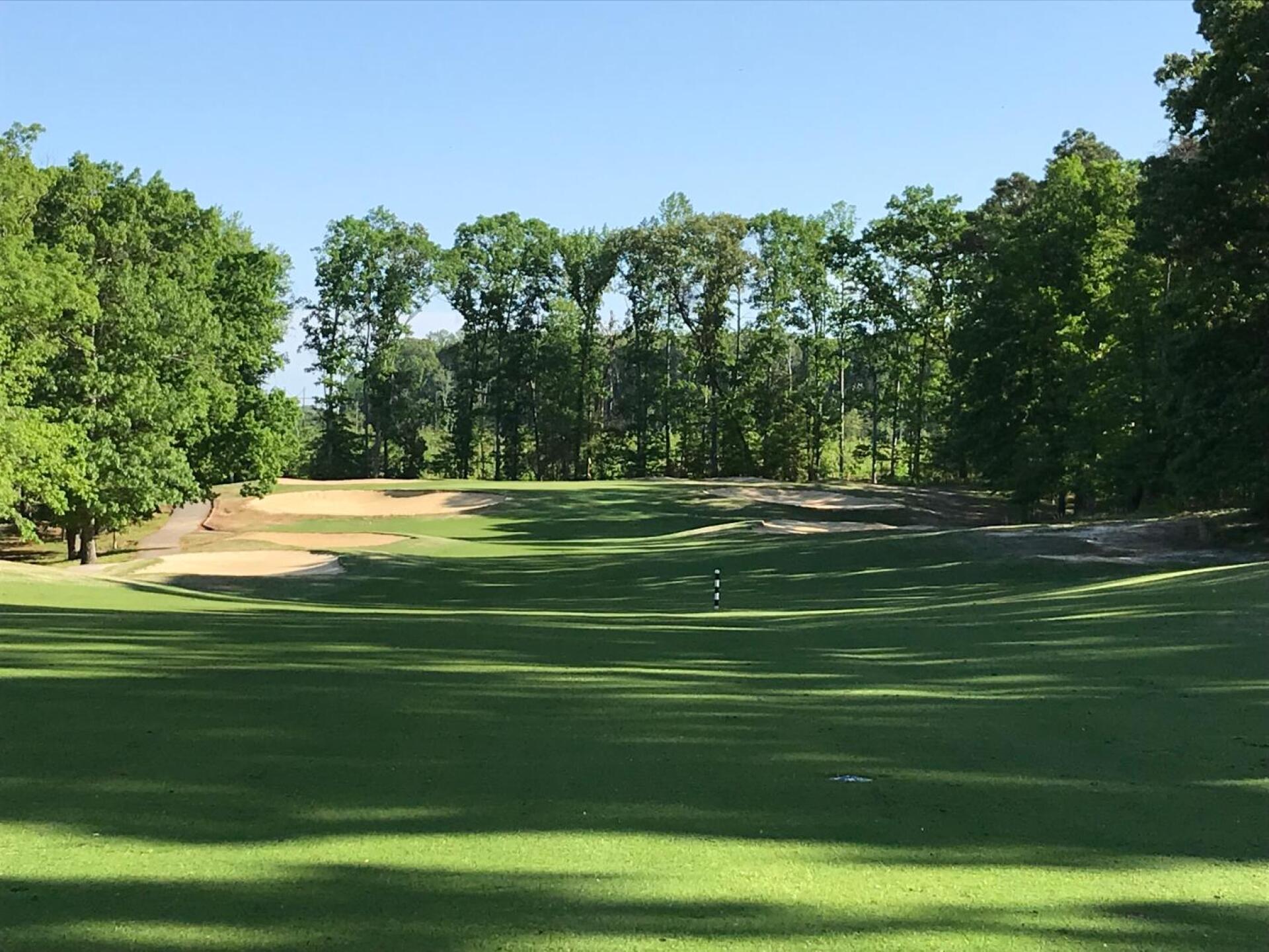 Plenty of bunkers (Photo submitted by MikeBaileyGolf on 05/14/2019)