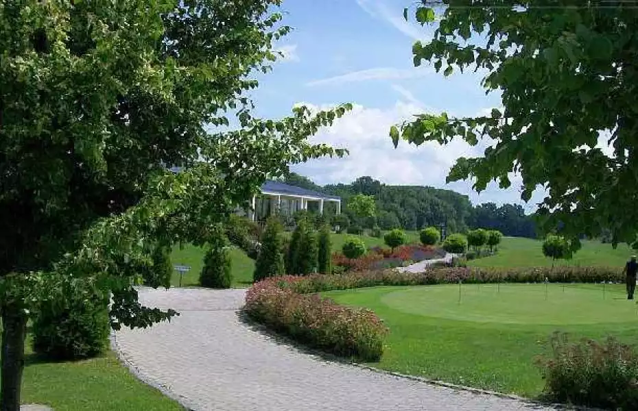 Gaeuboden GC: putting green