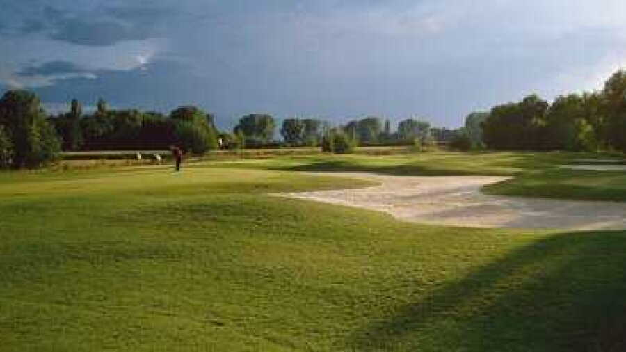 Pfalz Neustadt an der Weinstrasse GC – 6-hole