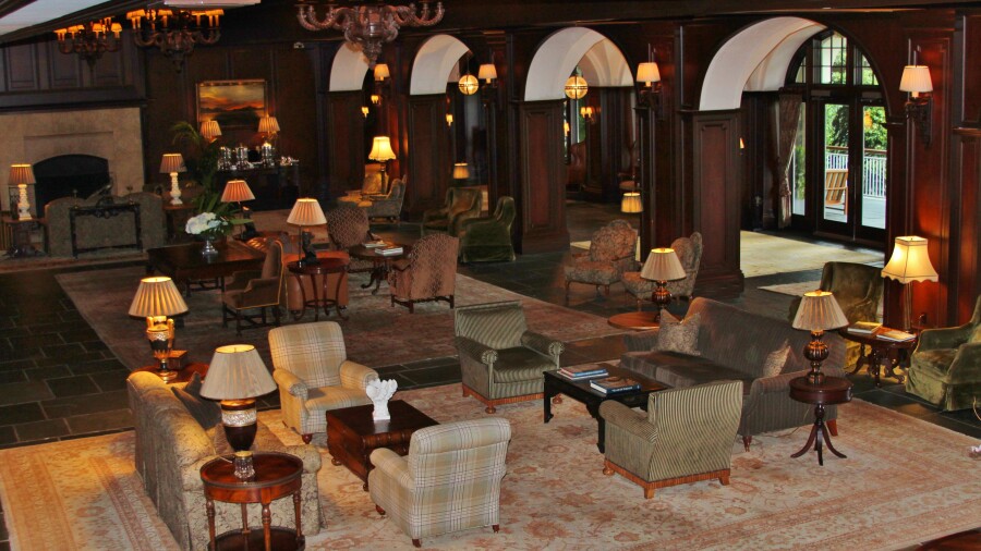 The Lodge at Sea Island - main lobby 