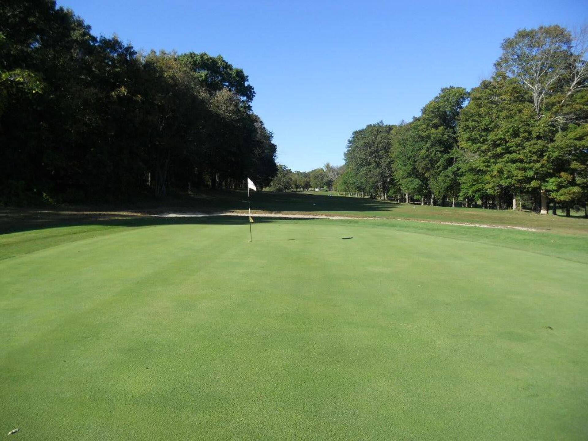 View from 10th green back to fairway (Photo submitted by AptlyLinked on 10/14/2019)